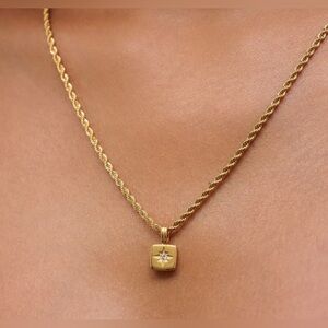 Atolea 2fer Elegant Gold Necklace with Star Pendant